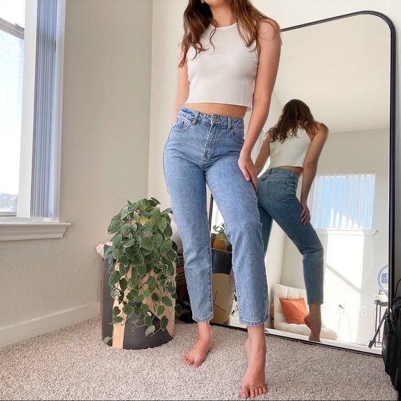 SHEIN High Rise Cropped Mom Jeans - Picture 5 of 6